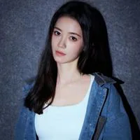 短劇演員曾玉頭像