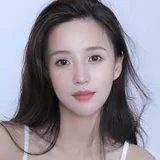 陳思澈飾演青梨的演員頭像