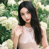 程偲媛饰演李月瑶的演员头像