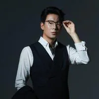 短劇演員崔一帆頭像