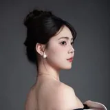 鄧果果飾演張紅紅的演員頭像