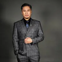 短劇演員鄧明將頭像