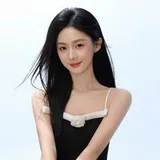 邓昕玥饰演林溪的演员头像