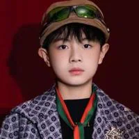 短劇演員丁宇浩睿頭像
