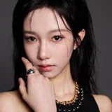 Feng Xin Di as Leng Shuang Shuang profile photo