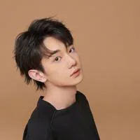 Feng Yi profile photo