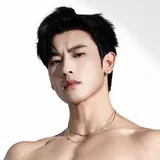 鋼鐵肉肉飾演霍瑾琛的演員頭像