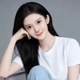 Gu Yi Tong as Yan Qian Qian profile photo