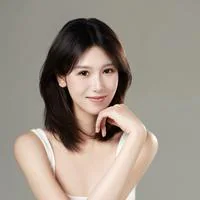 He Wei profile photo