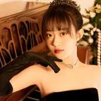 侯呈玥饰演方以珀的演员头像