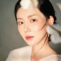 短劇演員孔瑩瑩頭像