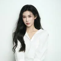短劇演員李可馨頭像