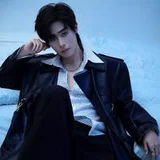 Li Lin Zhe as Yu Wei profile photo