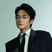 短劇演員李蔚藍頭像
