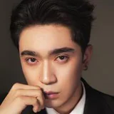 李仲琦饰演李东昊的演员头像