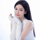 李姿纬饰演杨温娴的演员头像