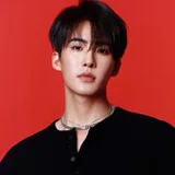 Liang Zhong Qi as Yang Zi Yi profile photo