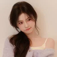 短剧演员咪咔头像