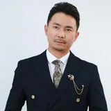 Peng Qian Yang as Long Ye profile photo