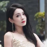 秦星飾演張芸芸的演員頭像