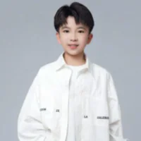 短劇演員睿恩Ryan頭像