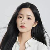 Shen Qian Ran as Rong Shan Shan profile photo