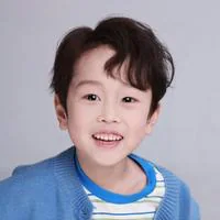 短劇演員萬世宸頭像