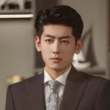 王炳謙飾演遲震的演員頭像