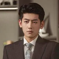 短劇演員王炳謙頭像