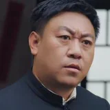 王飛飾演秦剛的演員頭像