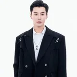 王璐飾演顧硯之的演員頭像