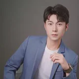 王衛飾演陳特助的演員頭像