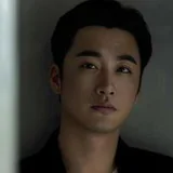 吳銘飾演萬國鋒的演員頭像