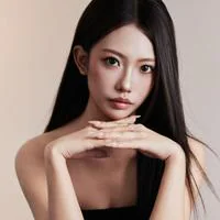 短劇演員夏楠頭像