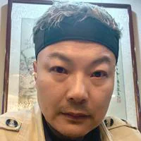短劇演員肖世平頭像