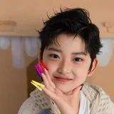 徐博涵饰演小石头的演员头像