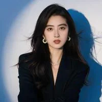 短劇演員徐依然頭像