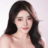 Yan Yan as Li Li profile photo