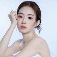 短剧演员杨了头像