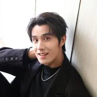 短劇演員袁凱凱頭像