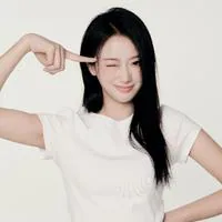 zhang yu han profile photo