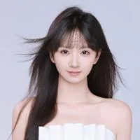 短劇演員張雨彤頭像