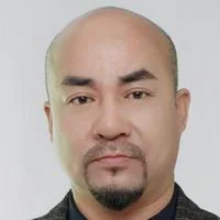 Zhong Shi Yan profile photo