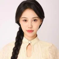 短劇演員左倩頭像